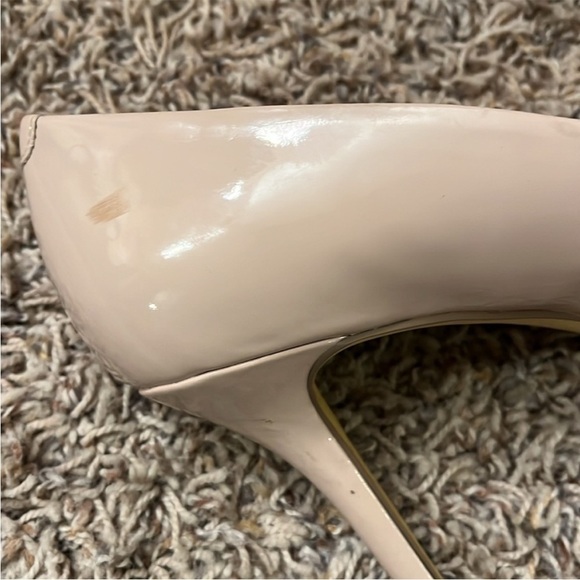 BCBGENERATION Skie Nude Tan Pump Sz 8 - Picture 9 of 10